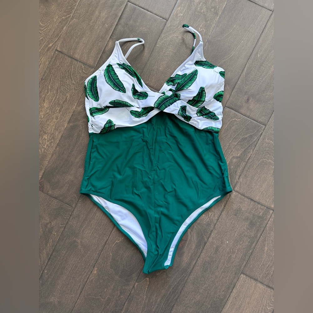Womens cupshe Green Leaf Print One Piece Swimsuit